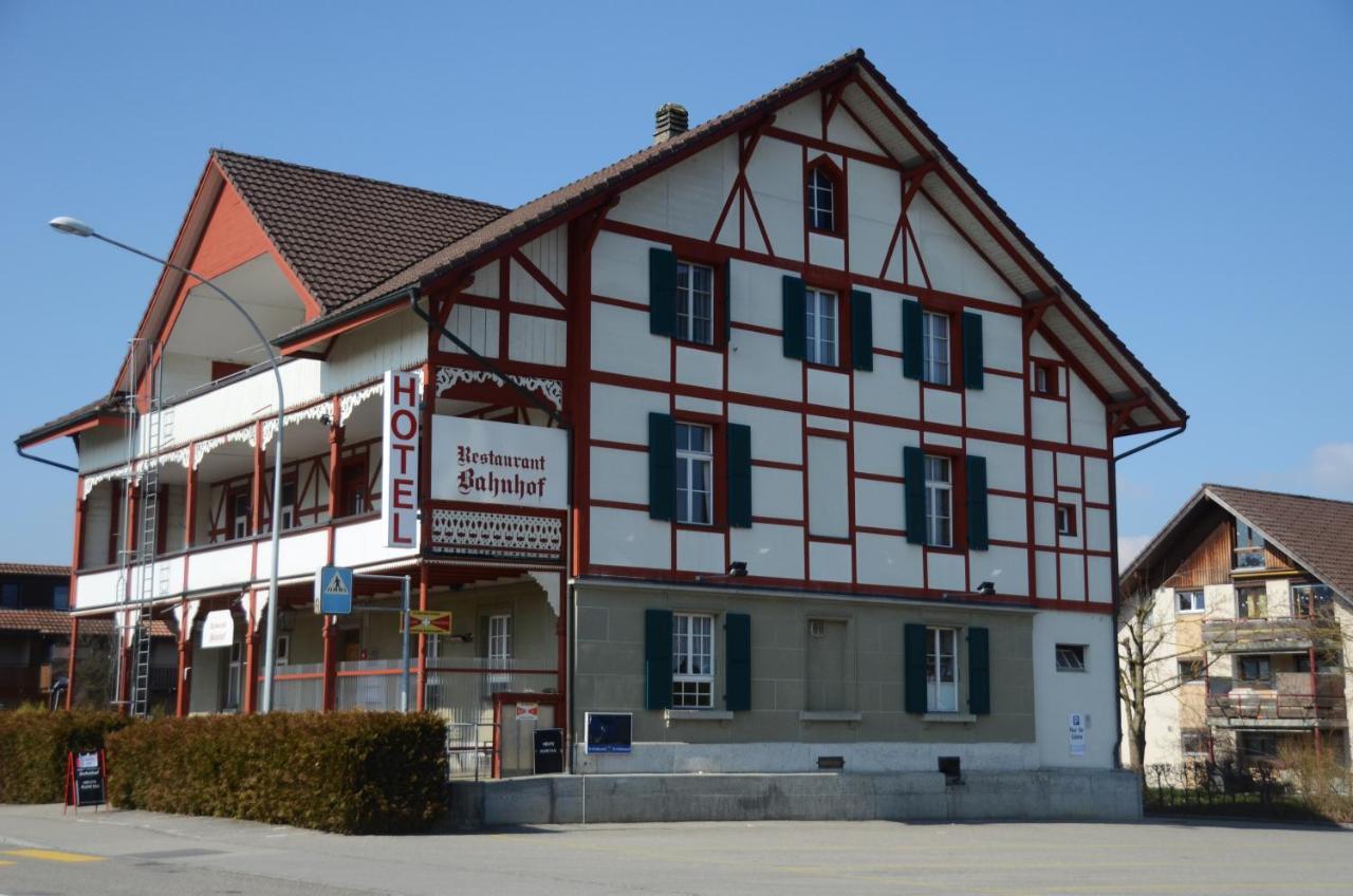 Hotel Restaurant Bahnhof Schüpfen Extérieur photo
