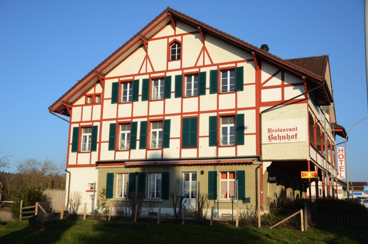 Hotel Restaurant Bahnhof Schüpfen Extérieur photo